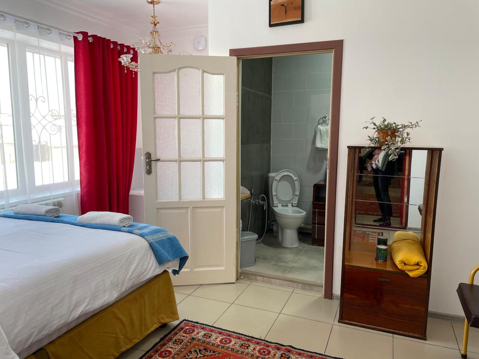 Duet Hostel & Hotel Karakol Dış mekan fotoğraf
