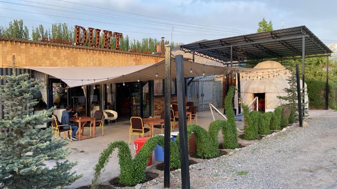 Duet Hostel & Hotel Karakol Dış mekan fotoğraf